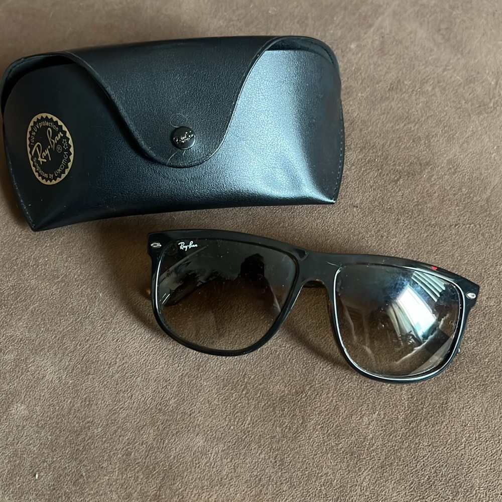 Ray-Ban Tortoise Shell Sunglasses - Picture 3 of 4